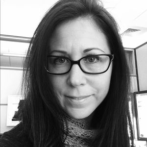 Meet your Posher, Crystal